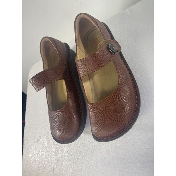 Alegria Paloma Clogs Women's size 9.5 Mary Jane Brown Leather Embossed Comfort - Picture 13 of 16